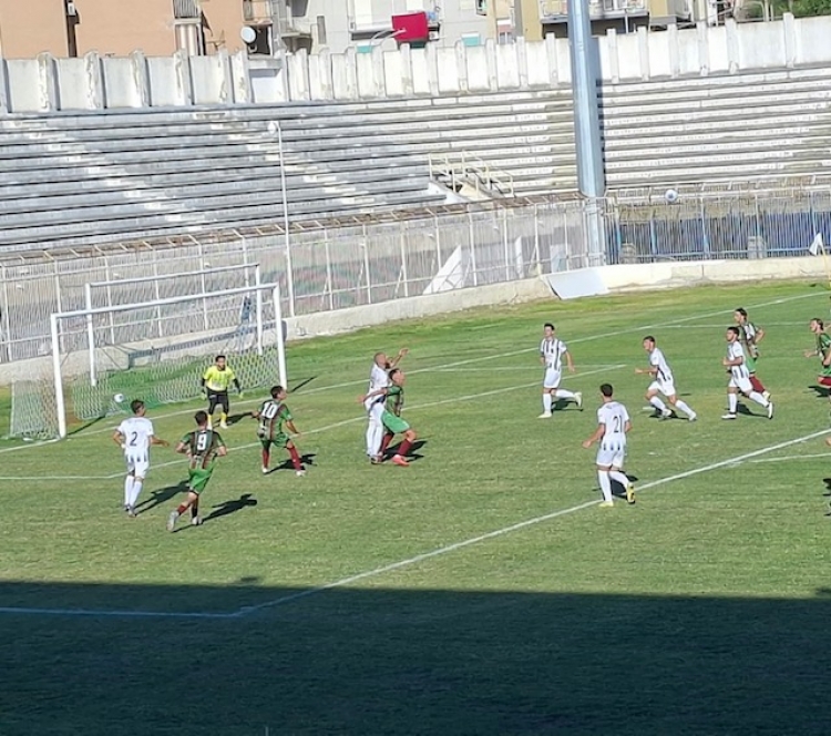 "Esseneto" fortino dell'Akragas. Due gol alla Sancataldese