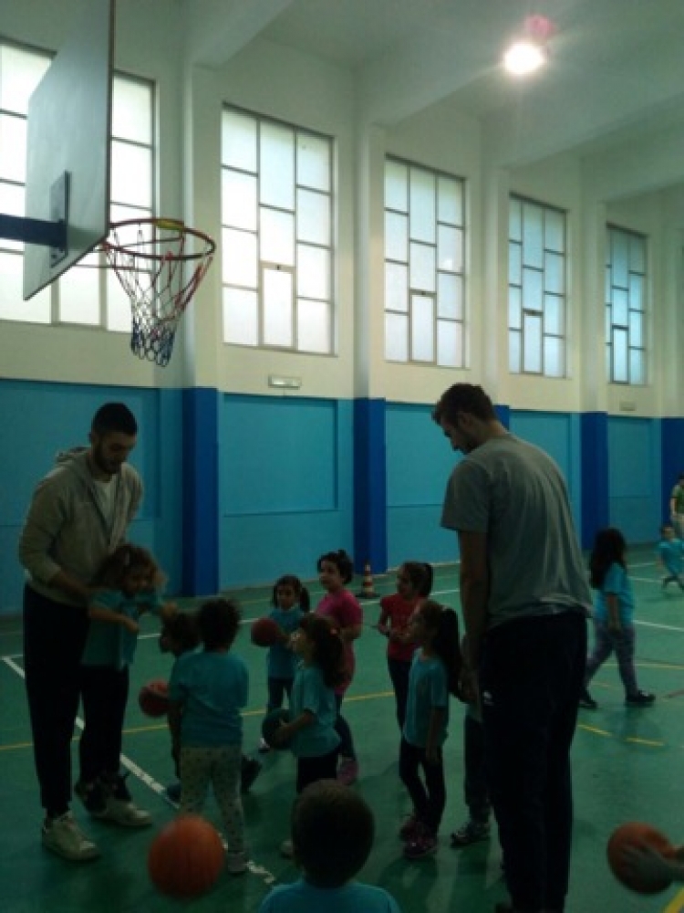 Fortitudo Moncada Agrigento, in campo e a scuola.