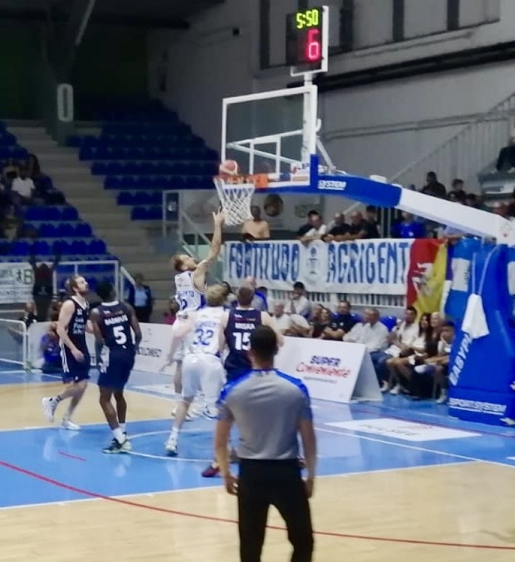 Finalmente vittoria in casa. La Fortitudo Agrigento batte Roma