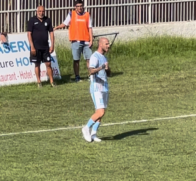 L&#039;esultanza di Llama dopo il gol su calcio di rigore